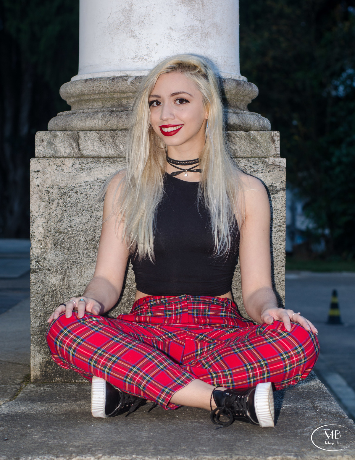 ensaiofeminino-museuimperial-cidadeimperial-petropolis-mauricioborgesfotografia-girlpower-blond-photografy-photographerforrent-instagirl-foloow4follow-thumblergirl-fotosnaserra-fotografandonaserra-fotosurbanas-fotosfemininas-fotosexternas-ensaiosexternos