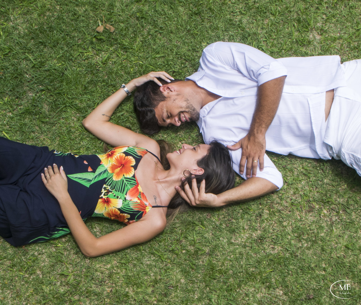 ensaiocasal - prewedding - casaraoeventospetropolis - mauricioborgesfotografia - petropolisrj - casamentonaserra - noivado - festadecasamento - photography - photos - brides - mauricioborges - 