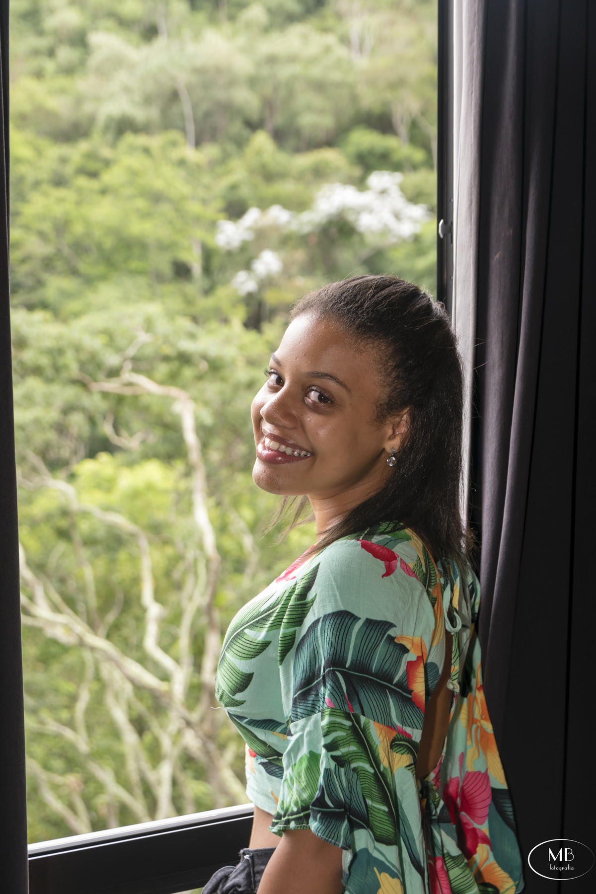 #mauricioborgesfotografia #ensaiofeminino #ensaioxvanos #itaipava #petropolis #cidadeimperial #photographerforrent #valedocuiaba #casaraoeventos