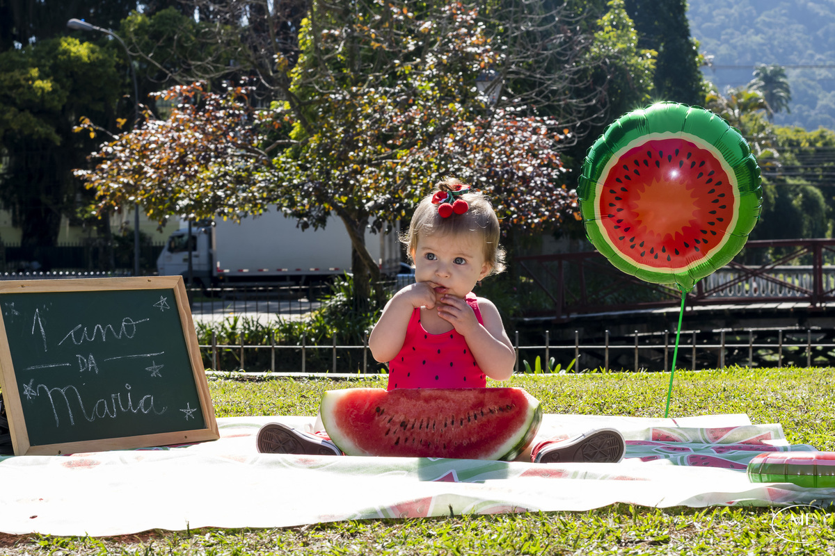 mauricioborgesfotografia-ensaioinfantil-ensaiofamília-petropolisrj-cidadeimperial-ensaios-crianças-bebês-ensaiomelância-photographerforrent  