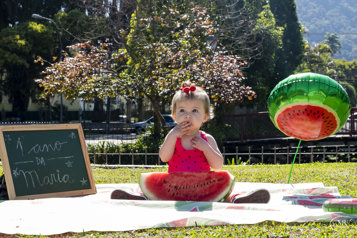 mauricioborgesfotografia-ensaioinfantil-ensaiofamília-petropolisrj-cidadeimperial-ensaios-crianças-bebês-ensaiomelância-photographerforrent  