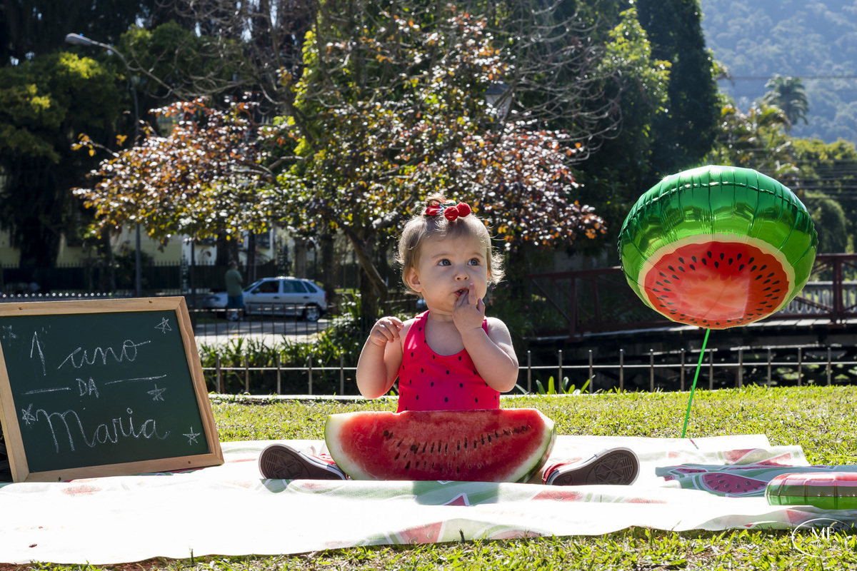 mauricioborgesfotografia-ensaioinfantil-ensaiofamília-petropolisrj-cidadeimperial-ensaios-crianças-bebês-ensaiomelância-photographerforrent  