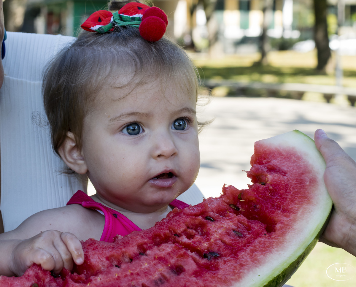 mauricioborgesfotografia-ensaioinfantil-ensaiofamília-petropolisrj-cidadeimperial-ensaios-crianças-bebês-ensaiomelância-photographerforrent  