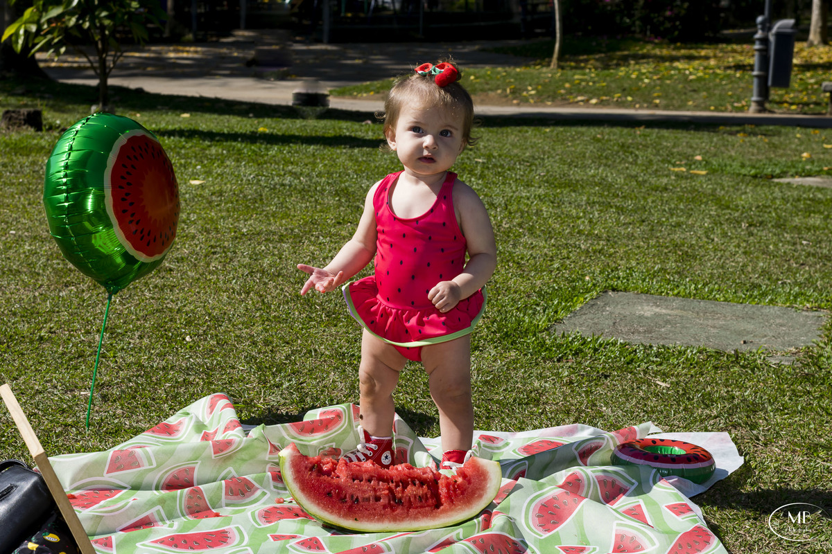 mauricioborgesfotografia-ensaioinfantil-ensaiofamília-petropolisrj-cidadeimperial-ensaios-crianças-bebês-ensaiomelância-photographerforrent  