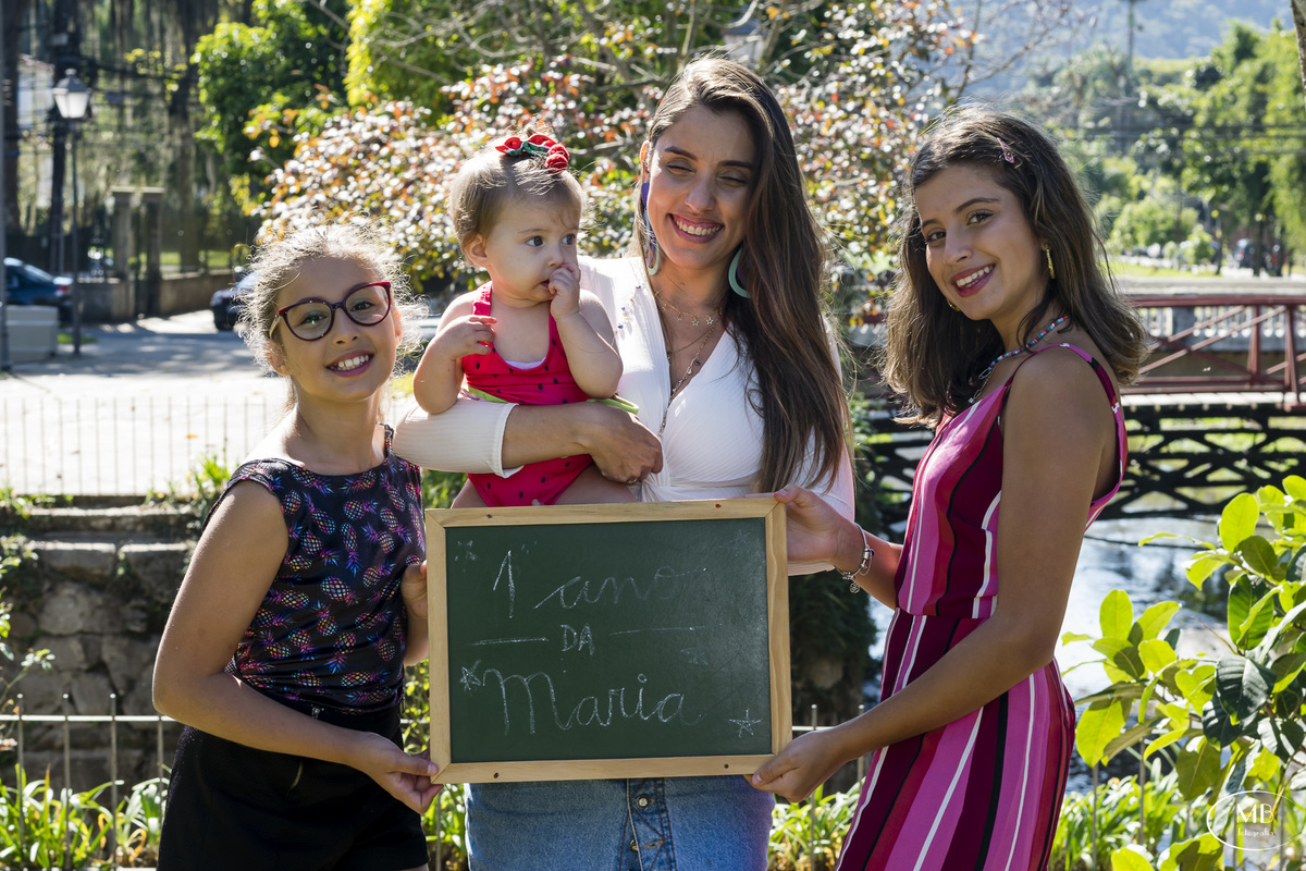 mauricioborgesfotografia-ensaioinfantil-ensaiofamília-petropolisrj-cidadeimperial-ensaios-crianças-bebês-ensaiomelância-photographerforrent  