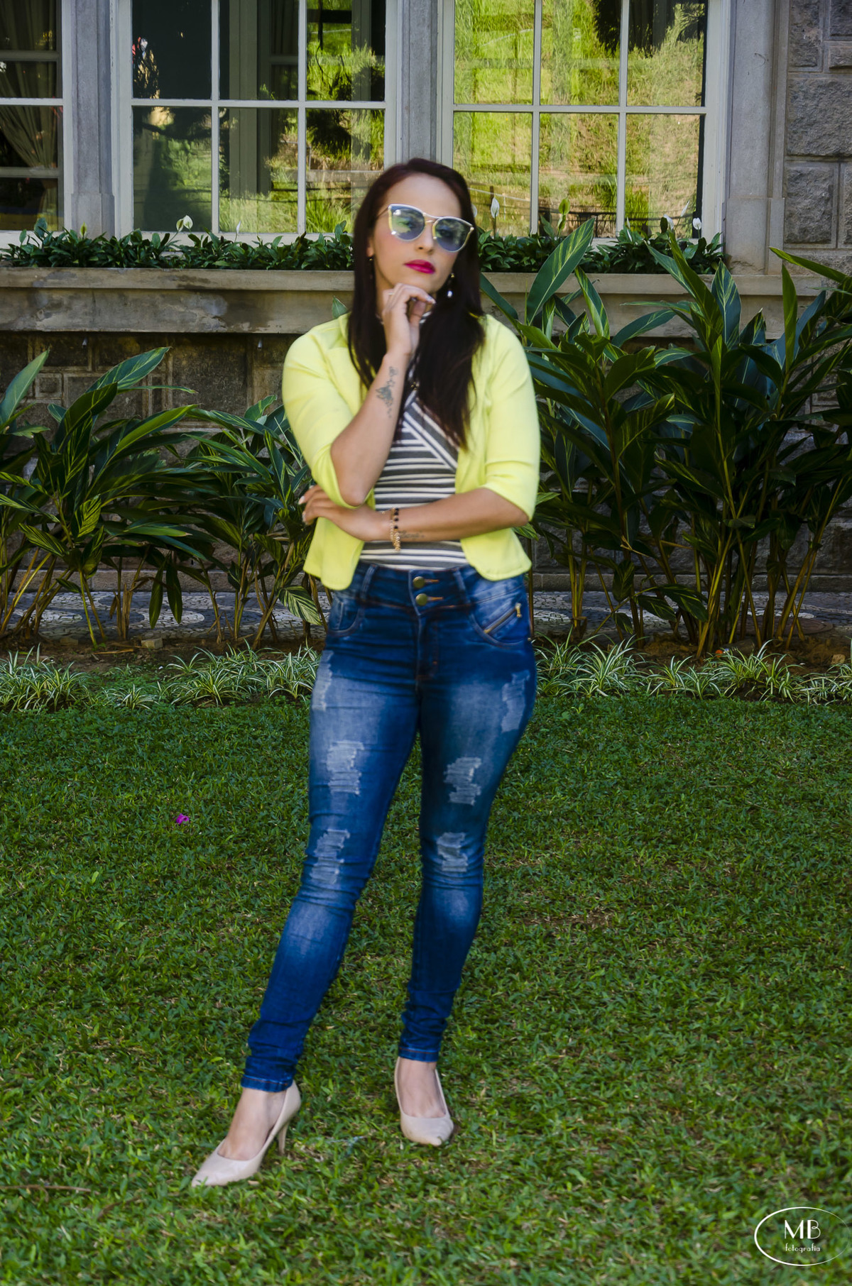 mauricioborgesfotografia - ensaiofeminino - quitandinha - ensaioexterno - fotografiafeminina - photographerforrent - rentme