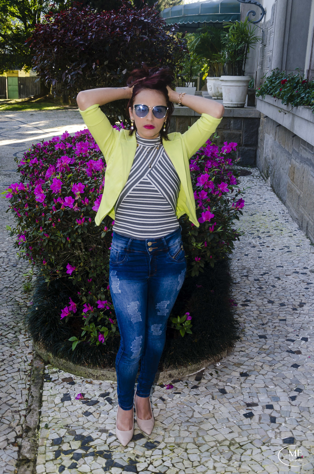 mauricioborgesfotografia - ensaiofeminino - quitandinha - ensaioexterno - fotografiafeminina - photographerforrent - rentme