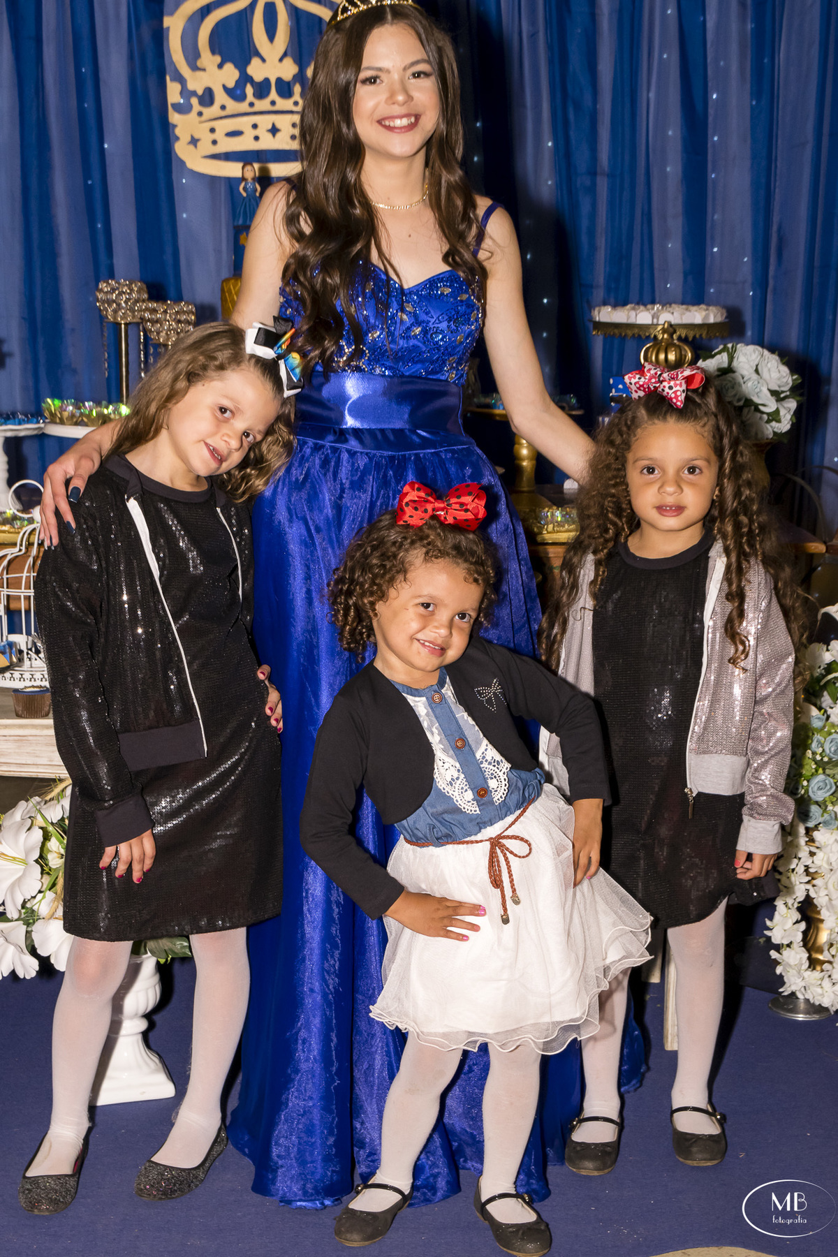 #mauricioborgesfotografia #casaraoeventospetropolis #xvanos #festadequinzeanos #debutandonaserra #photography #cidadeimperial #itaipava #petropolisrj #errejota #photos #photographerforrent 