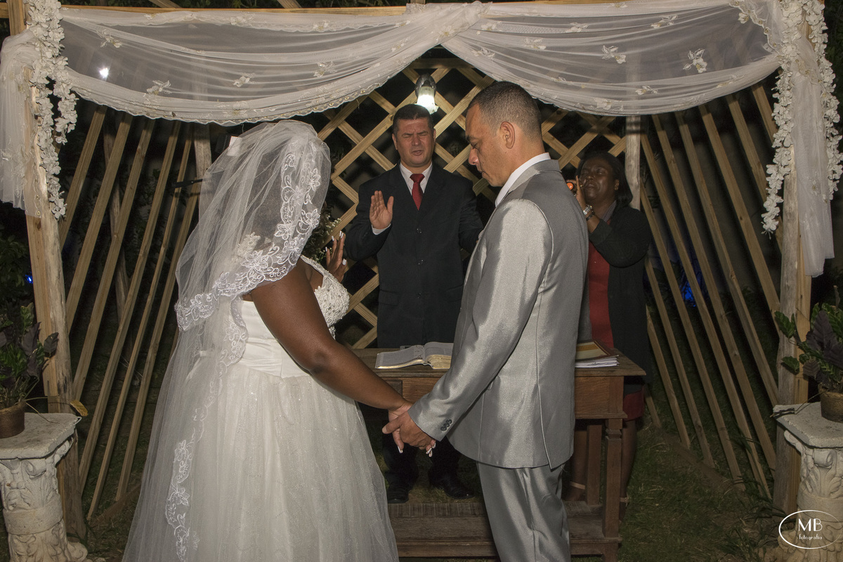 #mauriciobortgesfotografia #casaraoeventopetropolis #casamentonaserra #noiva #casamento #diadosim #wedding #bride #petropolisrj #cidadeimperial #casar 