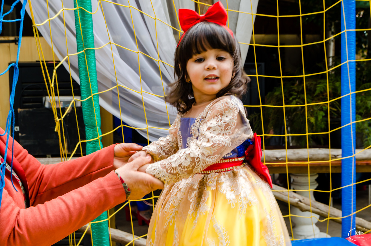 #mauricioborgesfotografia #casaraoeventospetropolis #festainfantil #festademenina #brancadeneve #itaipava #petropolisrj #photography #fotografiadecrianca #festainfantil #fotos 