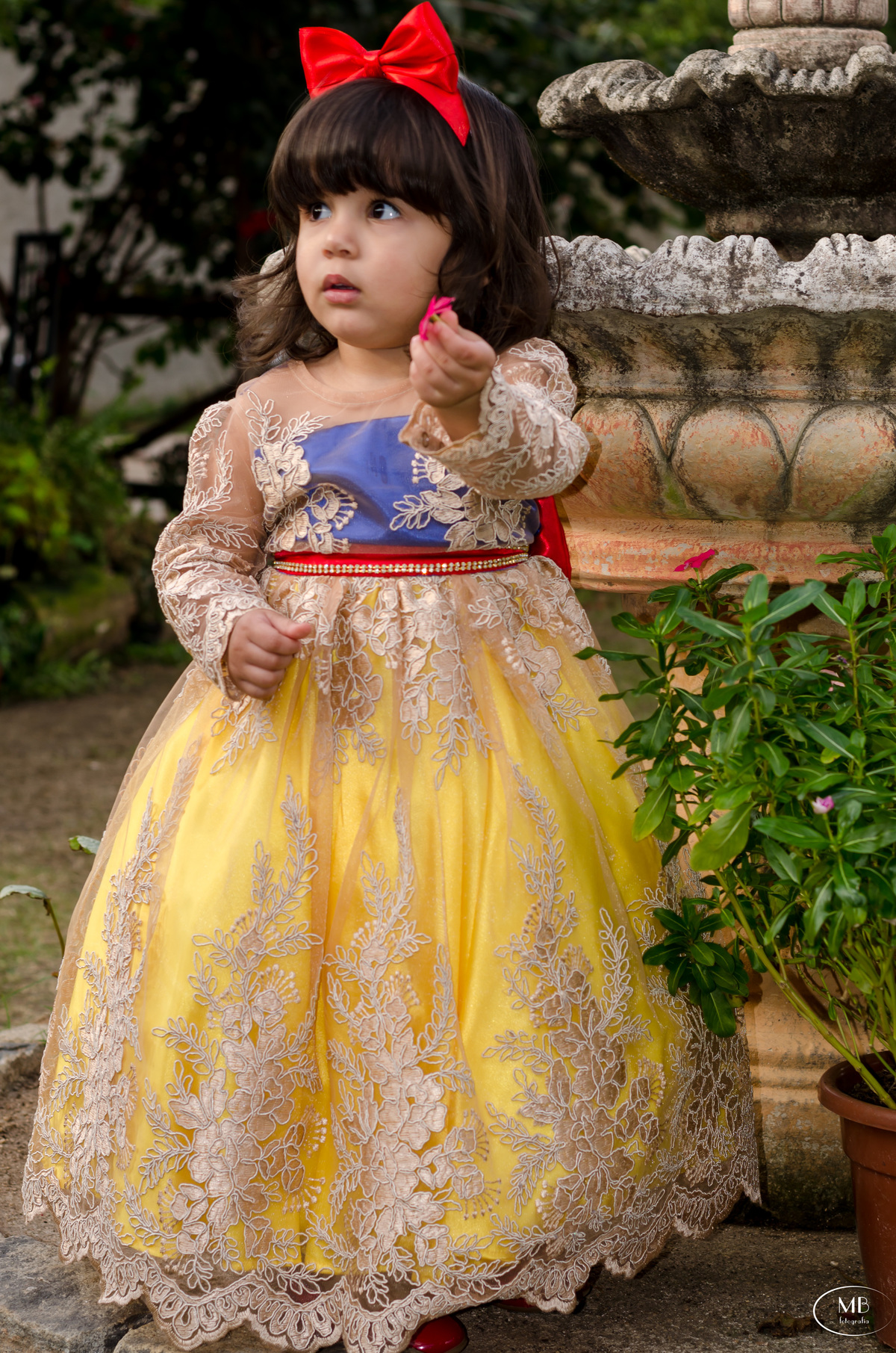 #mauricioborgesfotografia #casaraoeventospetropolis #festainfantil #festademenina #brancadeneve #itaipava #petropolisrj #photography #fotografiadecrianca #festainfantil #fotos 