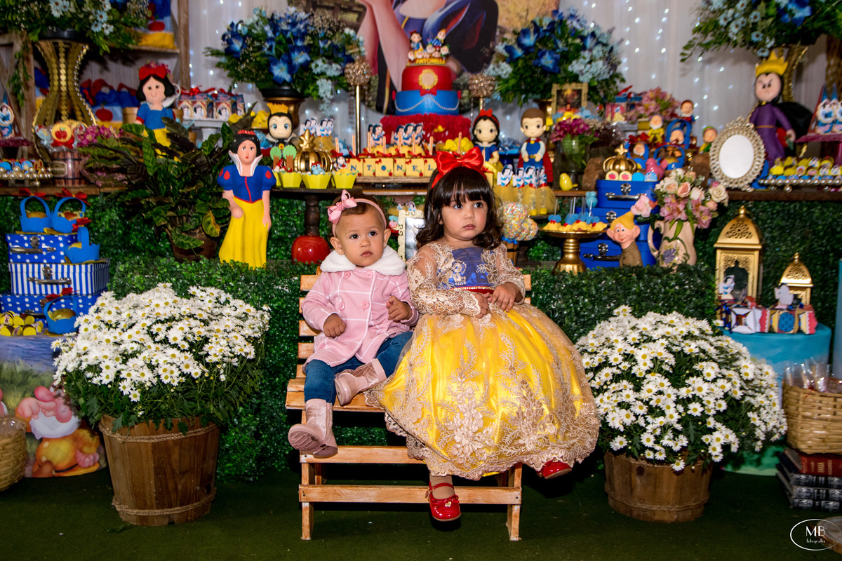 #mauricioborgesfotografia #casaraoeventospetropolis #festainfantil #festademenina #brancadeneve #itaipava #petropolisrj #photography #fotografiadecrianca #festainfantil #fotos 