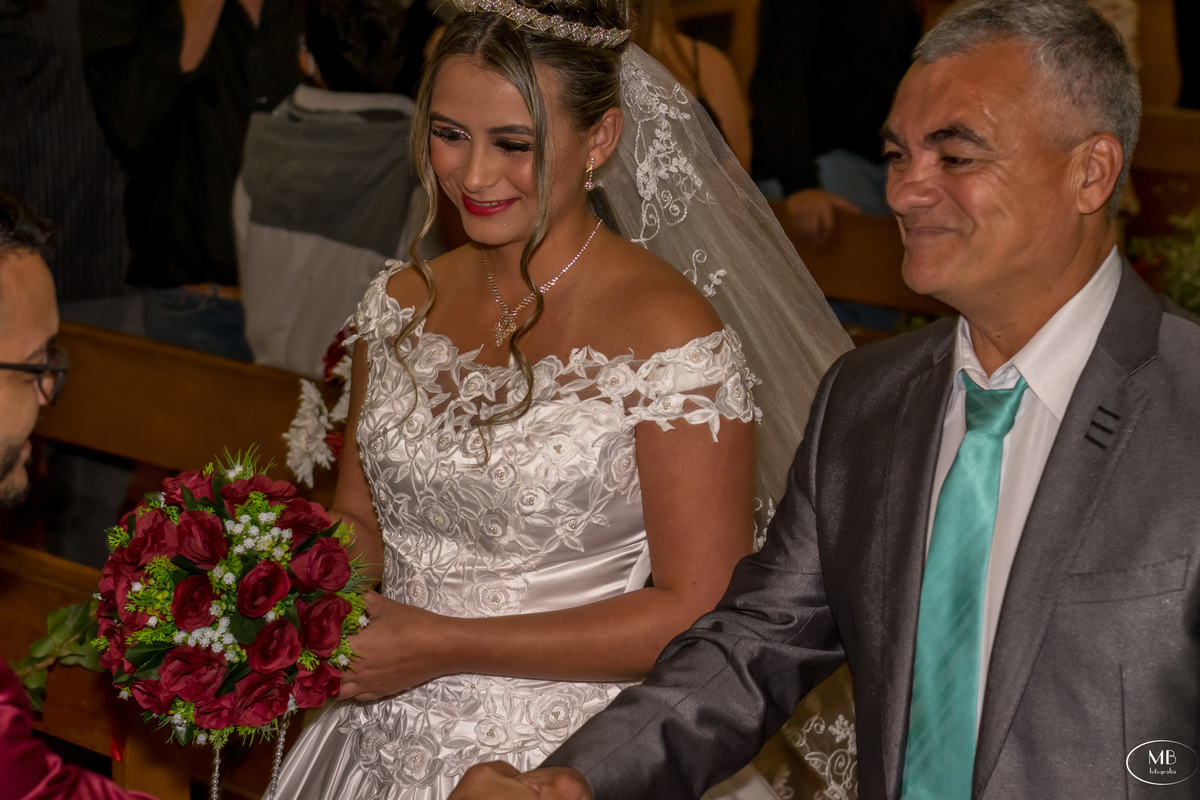 #casamento #pedrodorio #petropolisrj #fotografia #fotografodecasamento #casandonaserra #mauricioborgesfotografia #weddingdress #weddingday #noivas #bride #vestidodenoiva