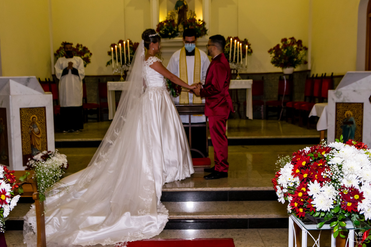 #casamento #pedrodorio #petropolisrj #fotografia #fotografodecasamento #casandonaserra #mauricioborgesfotografia #weddingdress #weddingday #noivas #bride #vestidodenoiva