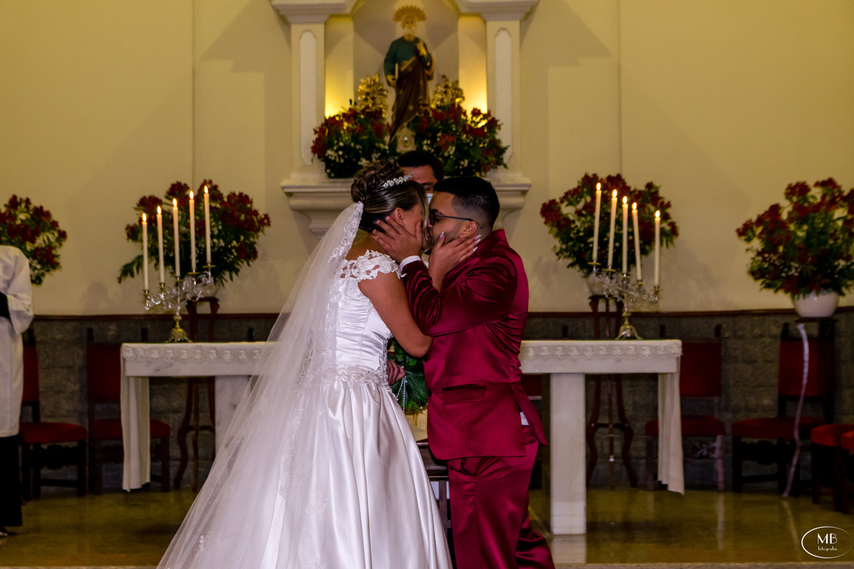 #casamento #pedrodorio #petropolisrj #fotografia #fotografodecasamento #casandonaserra #mauricioborgesfotografia #weddingdress #weddingday #noivas #bride #vestidodenoiva