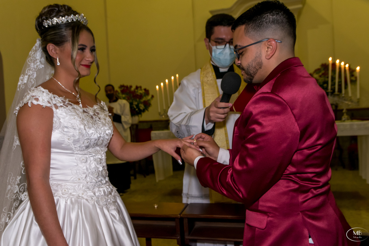 #casamento #pedrodorio #petropolisrj #fotografia #fotografodecasamento #casandonaserra #mauricioborgesfotografia #weddingdress #weddingday #noivas #bride #vestidodenoiva