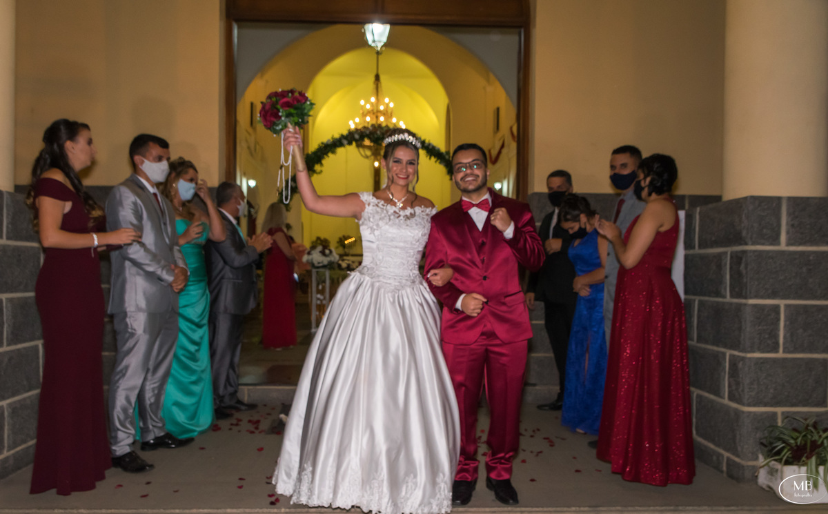 #casamento #pedrodorio #petropolisrj #fotografia #fotografodecasamento #casandonaserra #mauricioborgesfotografia #weddingdress #weddingday #noivas #bride #vestidodenoiva