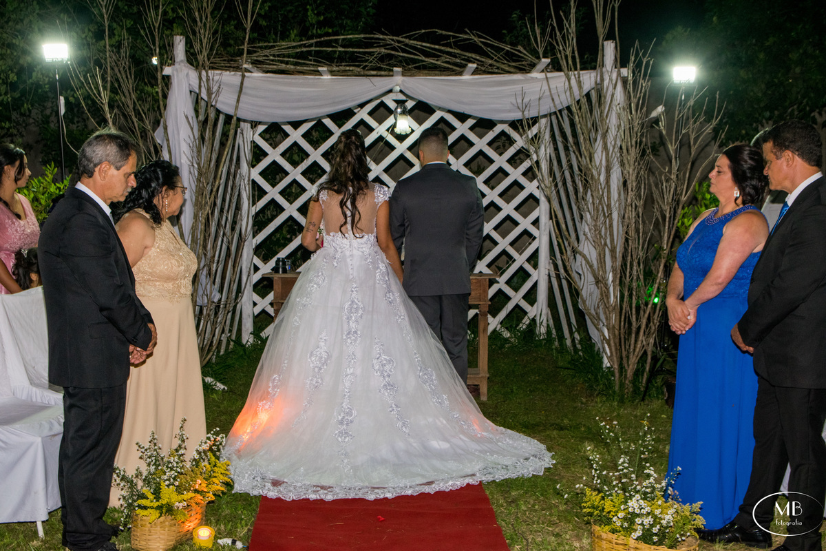 #casamento #pedrodorio #petropolisrj #fotografia #fotografodecasamento #casandonaserra #mauricioborgesfotografia #weddingdress #weddingday #noivas #bride #vestidodenoiva