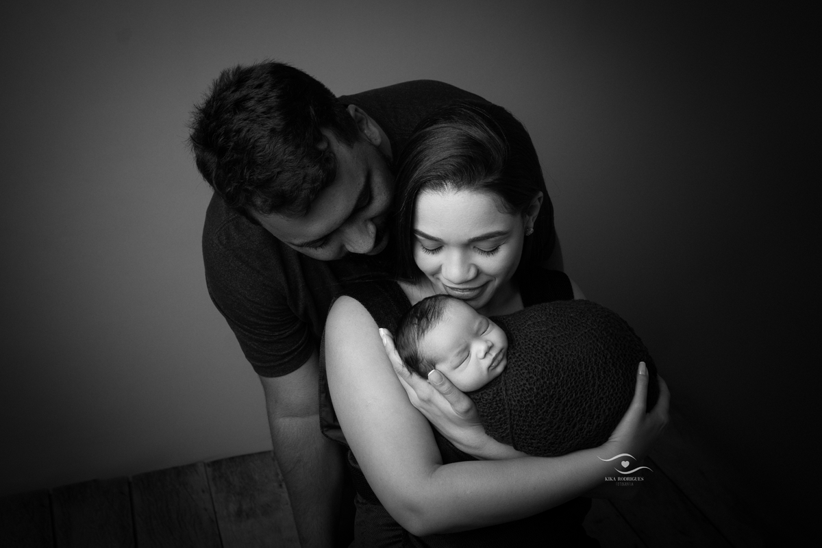 kika, rodrigues, newborn, guarulhos, recemnascido, baby, fotografo, estudio, fotografia, ensaionewborn, cinza, boho, classico, chique, rustico, elegante, sofisticado, luxo, artesanal, artesanato, croche, macrame, família, cheirinho de bebê