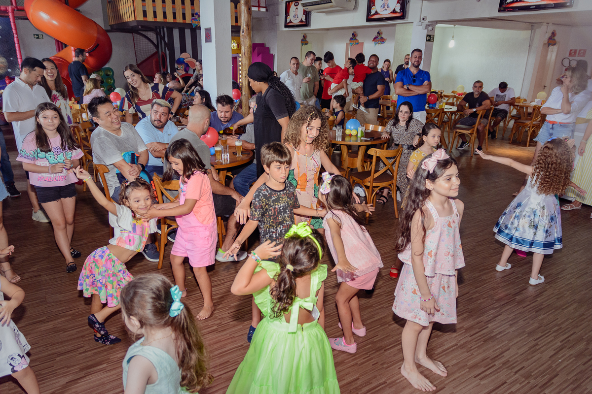 kikarodrigues, fotografo, eventos, guarulhos, festa, infantil, aniversario, patrulha canina, buffet, criança, bebê, pik total, guarulhos, azul, vermelho, chaise, família, espontâneas, documental