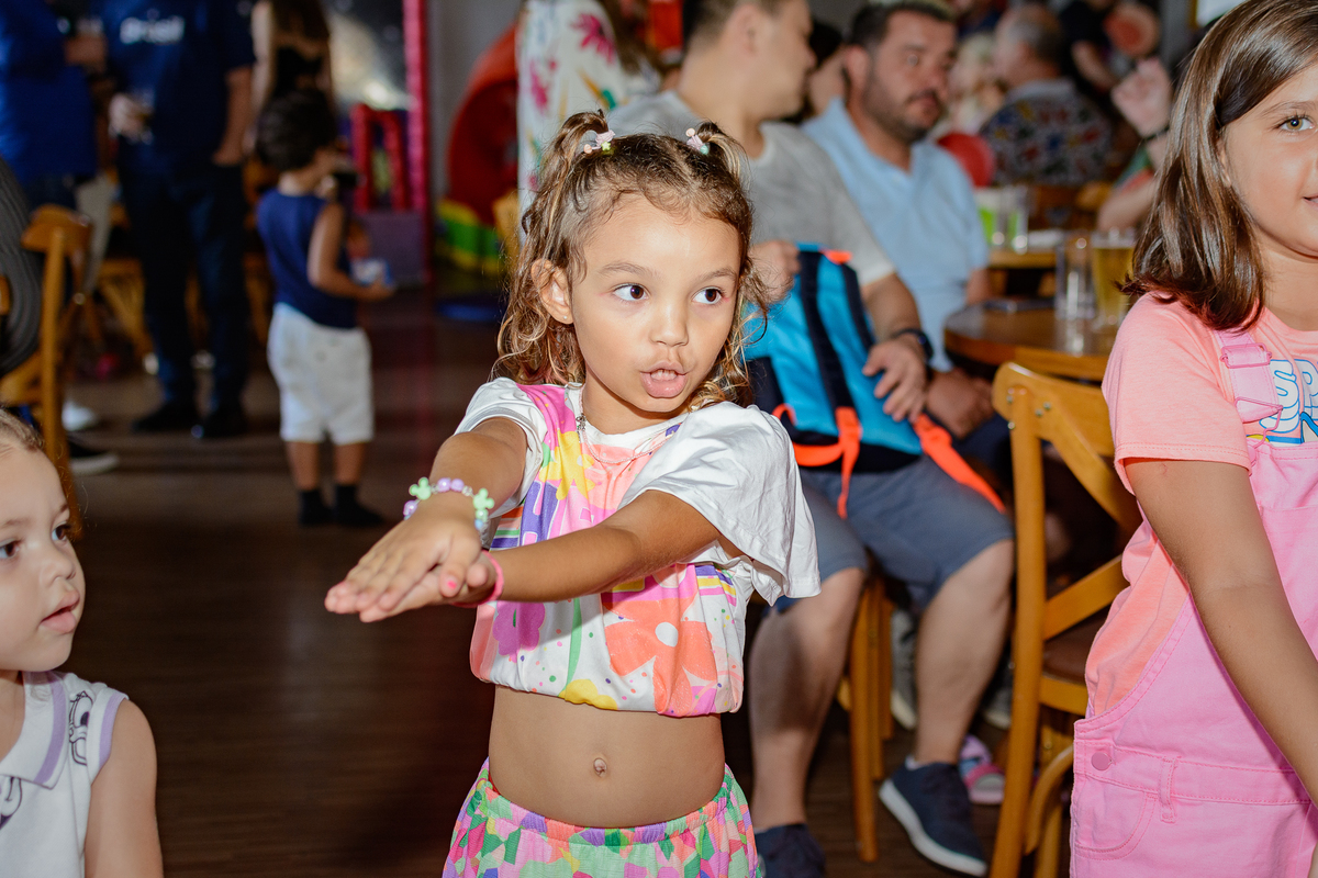 kikarodrigues, fotografo, eventos, guarulhos, festa, infantil, aniversario, patrulha canina, buffet, criança, bebê, pik total, guarulhos, azul, vermelho, chaise, família, espontâneas, documental
