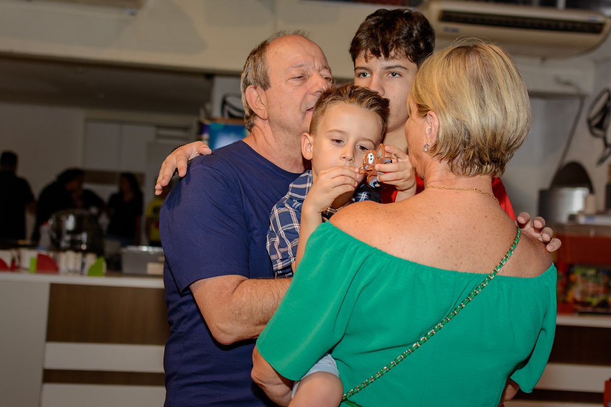 kikarodrigues, fotografo, eventos, guarulhos, festa, infantil, aniversario, patrulha canina, buffet, criança, bebê, pik total, guarulhos, azul, vermelho, chaise, família, espontâneas, documental