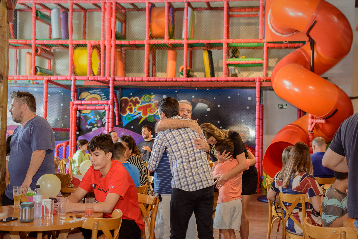 kikarodrigues, fotografo, eventos, guarulhos, festa, infantil, aniversario, patrulha canina, buffet, criança, bebê, pik total, guarulhos, azul, vermelho, chaise, família, espontâneas, documental