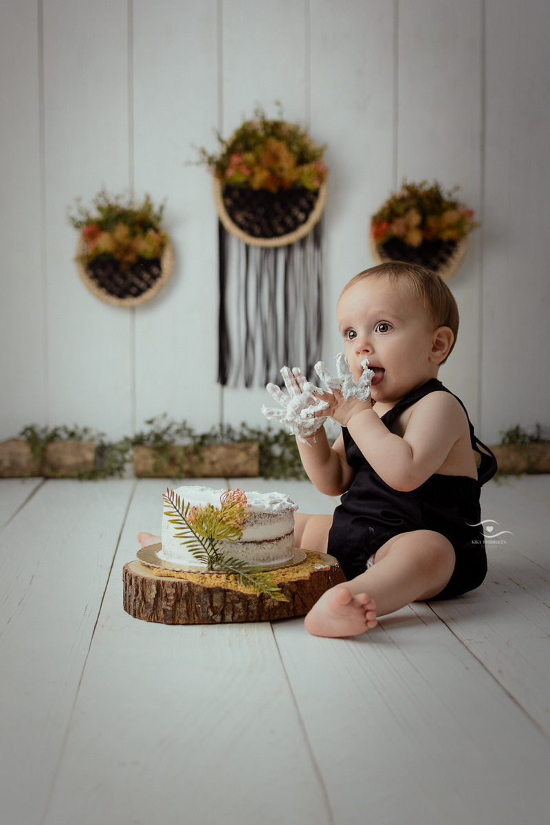 Cake Smash  smash the cake, Boho, Kika Rodrigues, Guarulhos, preto, branco, floral, boy, crochê, macrame, artesanal, marrom, madeira