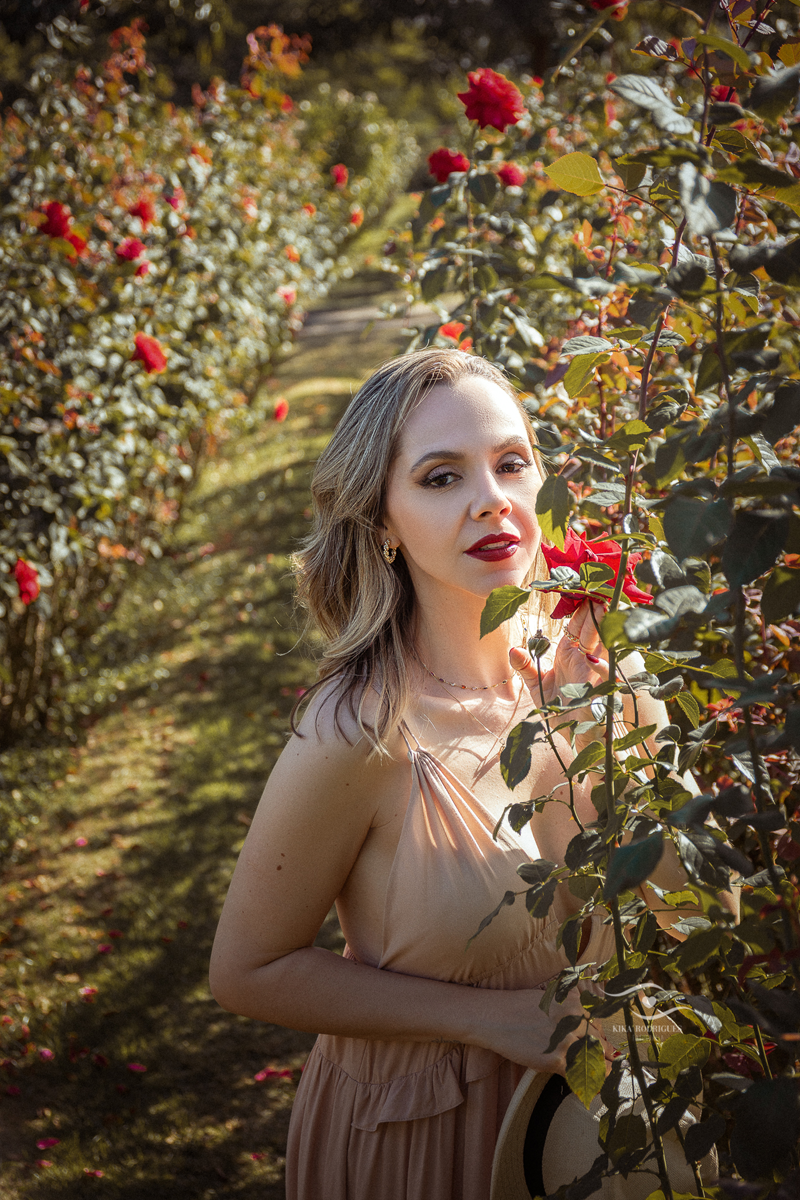 kikarodrigues, guarulhos, estudio, fotografia, ensaio, corporativo, classico, luxo, elegante, executivo, gerente, banco, profissional, holambra, rosas, externo, feminino