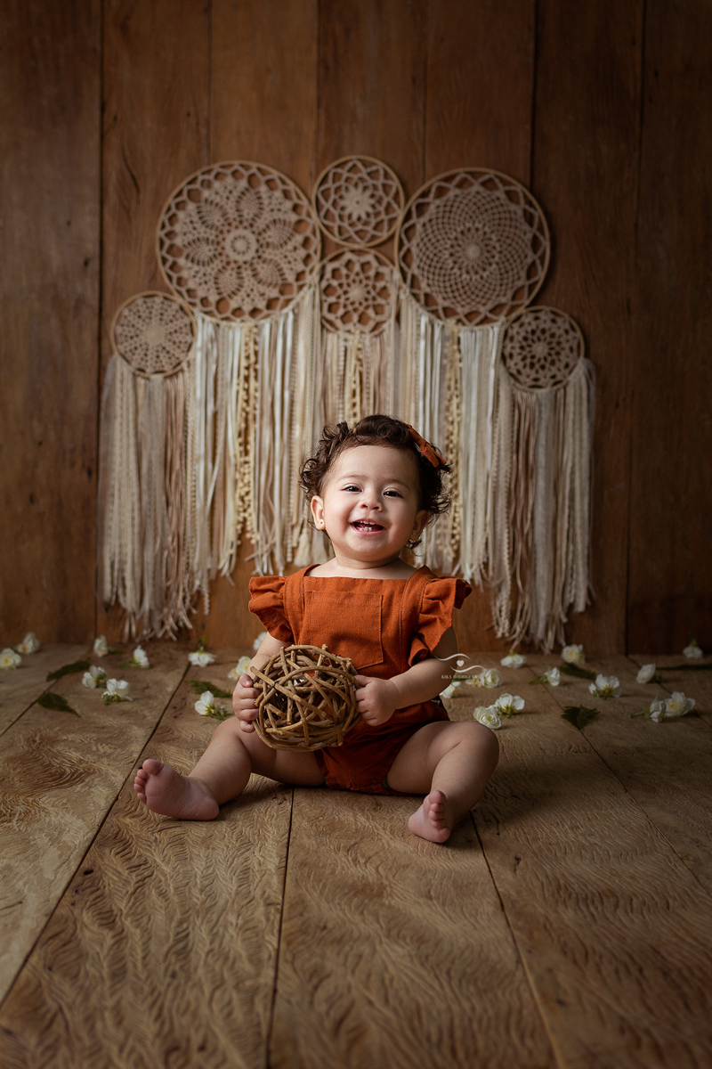 Cake Smash, smash the cake, Boho, Kika Rodrigues, Guarulhos, floral, arco-iris, rose, terracota, laranja, crochê, macrame, artesanal, marrom, madeira, luxo, exclusivo