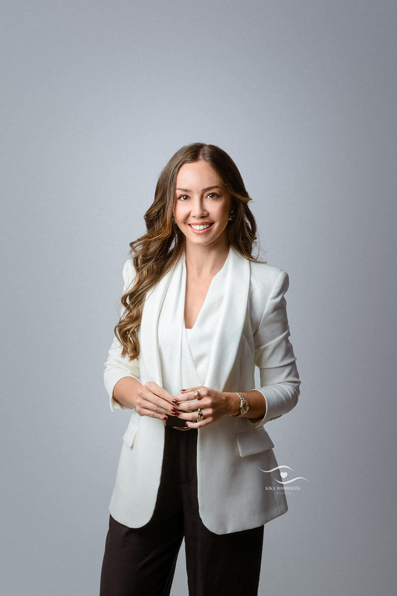 kikarodrigues-guarulhos-estudio-studio-fotografia-fotografico-ensaio-corporativo-classico-luxo-elegante-executivo-gerente-banco-profissional-linkedin-advogada-direito-advocacia-juridico-law-seriedade-perfil-equipe