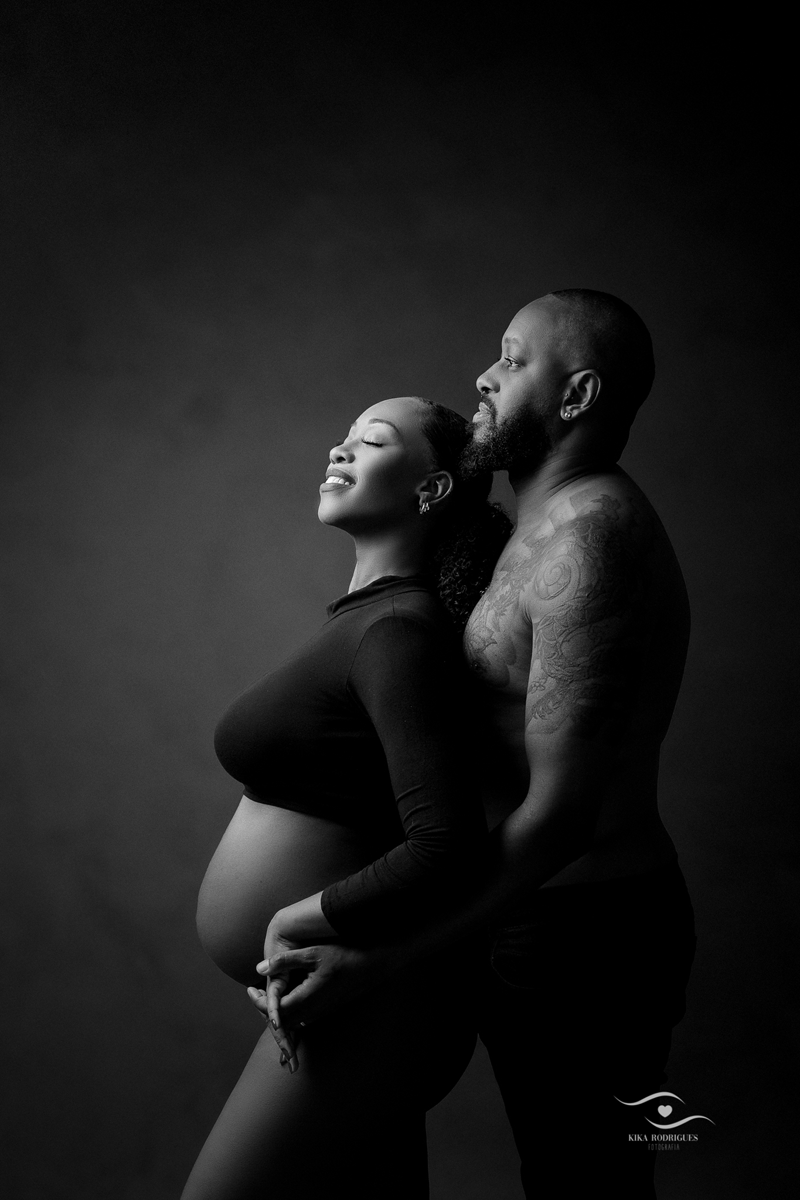 ensaio gestante, estúdio fotográfico em guarulhos, kika rodrigues, barriga, cinza, clássico, luxo, boho, macrame, croche, bebê barriga, marrom, preto