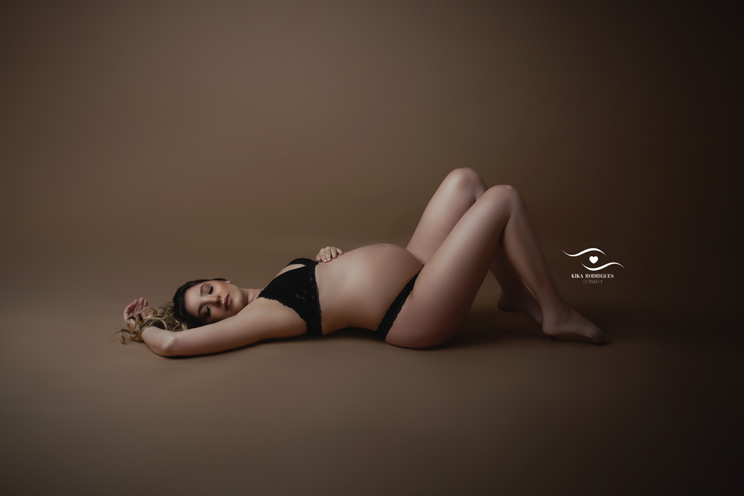 ensaio gestante, estúdio fotográfico em guarulhos, barriga, marrom, clássico, luxo, boho, macrame, croche, bebê barriga, casal