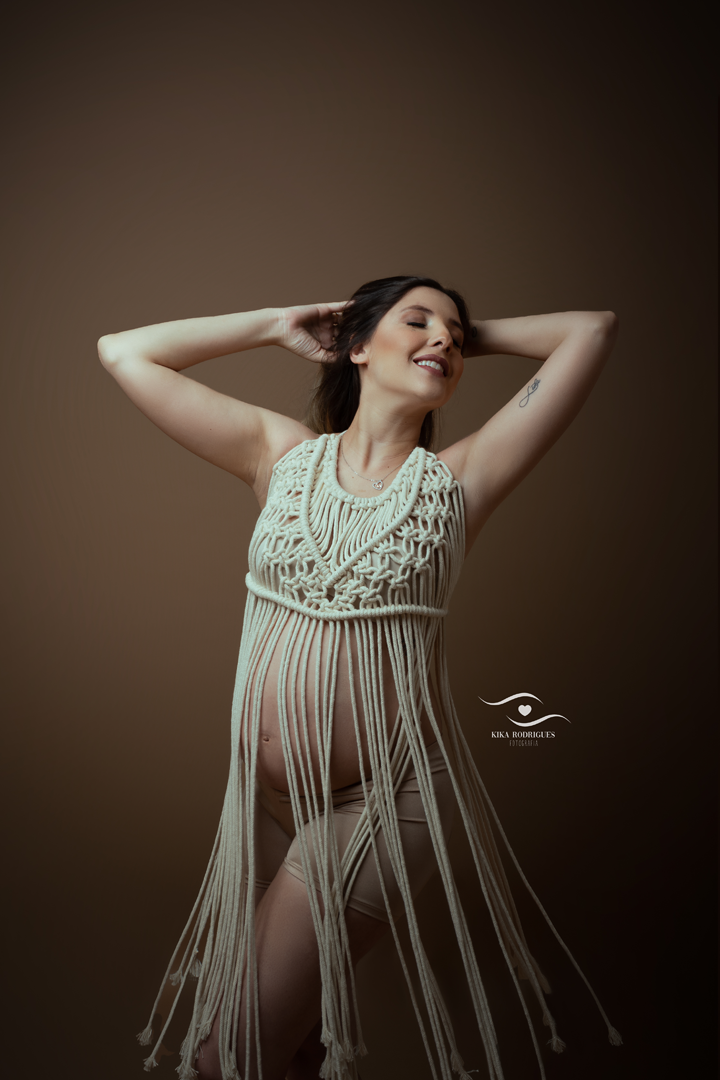 ensaio gestante, estúdio fotográfico em guarulhos, barriga, marrom, clássico, luxo, boho, macrame, croche, bebê barriga, casal