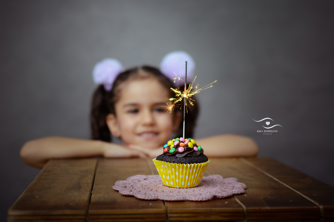 kika-rodrigues-ensaio-infantil-guarulhos-estudio-minimalista-elegante-diferente-luxo-artesanal-croche-macrame-roxo