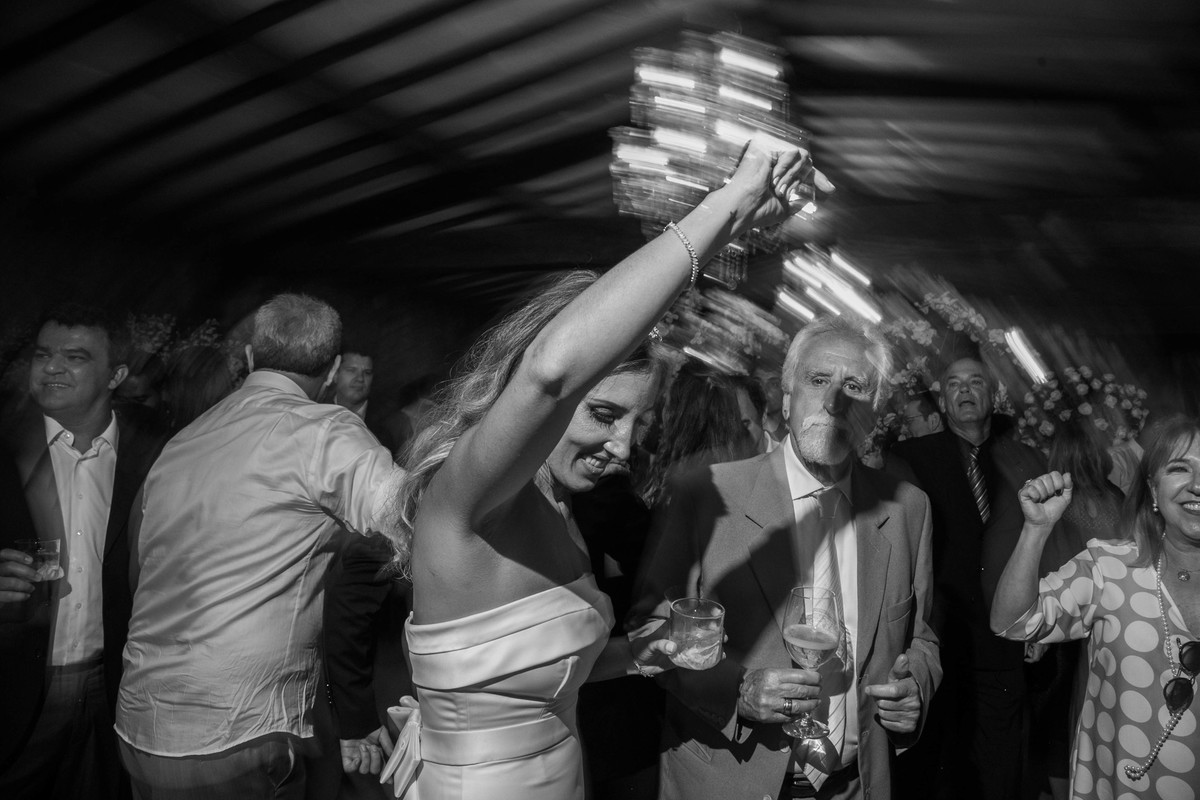 casamento tiradentes minas gerais, com vestido de noiva lindo pousada brisa da serra, com juliano lemes fotografo de casamento de varginha, com book de casamento e casamento2017