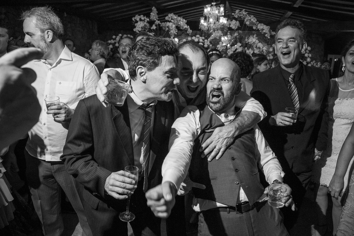 casamento tiradentes minas gerais, com vestido de noiva lindo pousada brisa da serra, com juliano lemes fotografo de casamento de varginha, com book de casamento e casamento2017