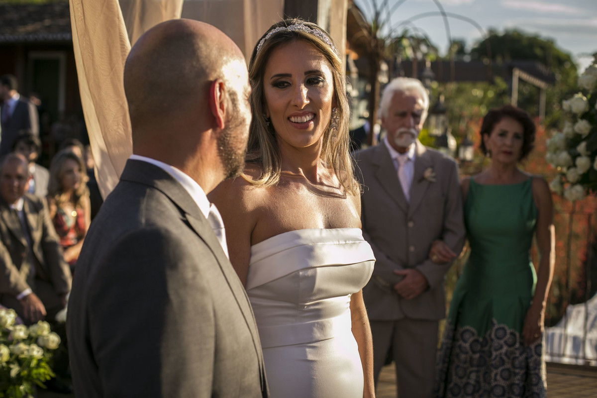 casamento tiradentes minas gerais, com vestido de noiva lindo pousada brisa da serra, com juliano lemes fotografo de casamento de varginha, com book de casamento e casamento2017