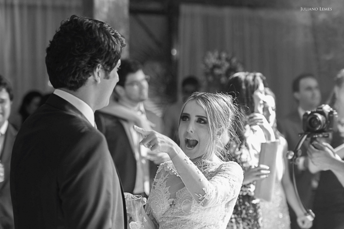 wedding, casemento, tiradentes, cidade historica, tres coracoes, minas gerais, bride, husband, engaged, noivas, casei, matrimonio, cerimonia de casamento, fotografo de casamento de varginha, amor, decoracao, flores, pousada, matriz de santo antonio, bolo 