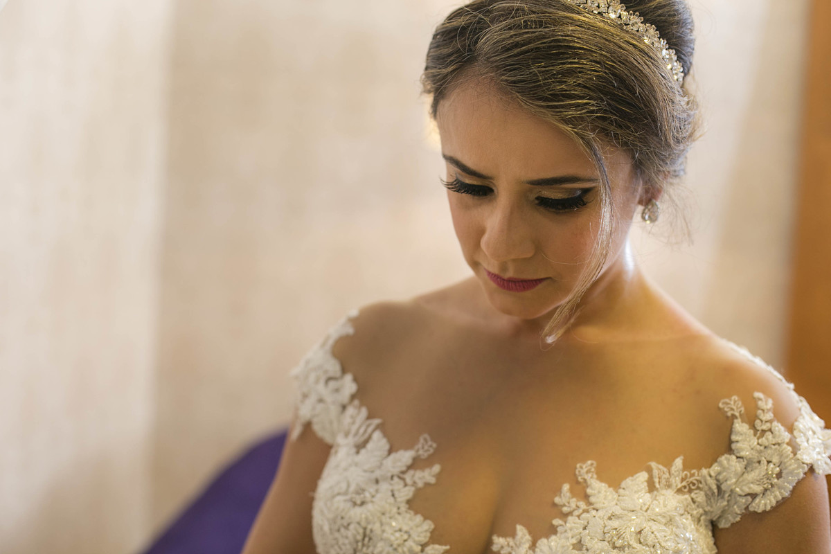 casamento em sao sebastiao do paraíso, fotos juliano lemes, fotografo de casamento varginha, noiva  e vestido de noiva e um book de casal, sapato de noiva, fotografo de minas gerais