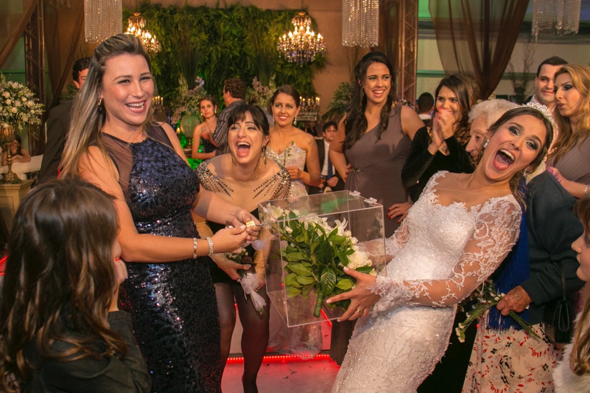 wedding, fotografia de casamento, married, marriage, fotografia de casamento em varginha, varginha, noiva, noivo, paid noiva, beijo, carinho, amor, photography, fotografia, casais, love, fotografia em preto e branco, photos, click, fotografo de casamento 