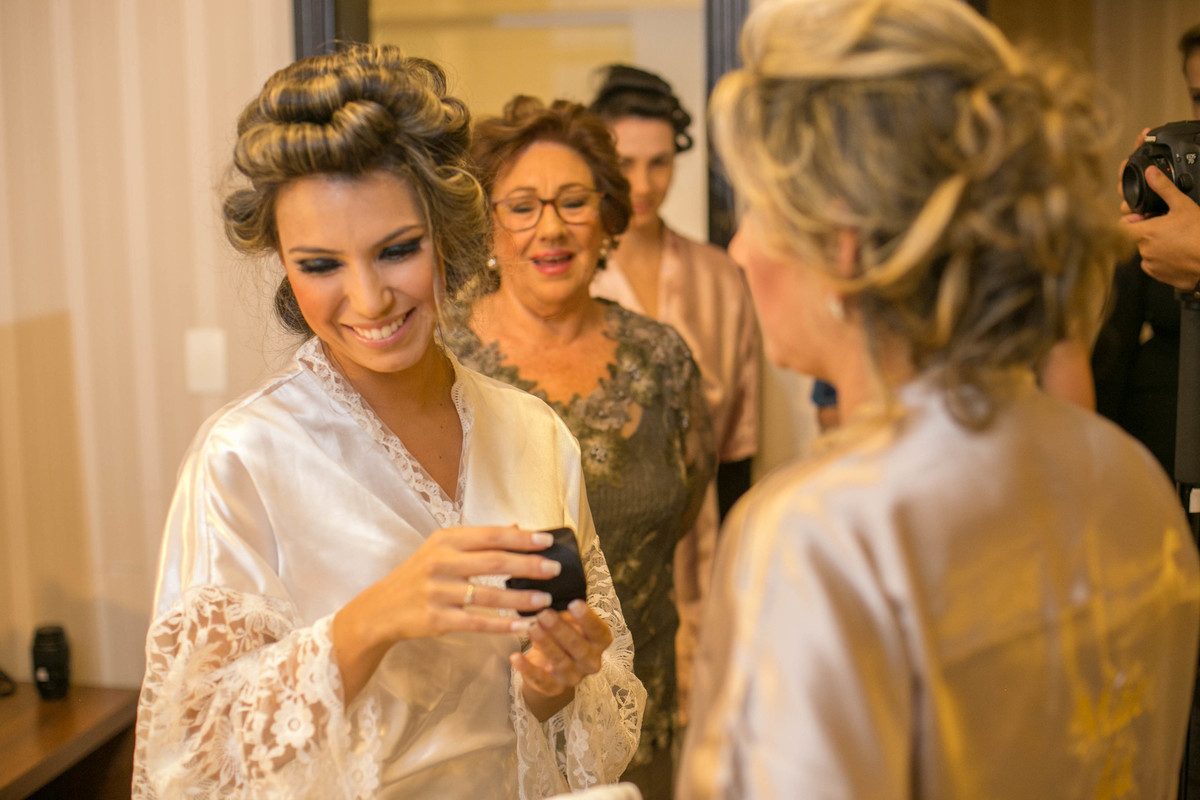 fotografo casamento noiva varginha, vestido noiva fotografo minas gerais, igreja matriz minas gerais, casamento lindo, foto casamento, book casal , álbum de casal, noivo noiva