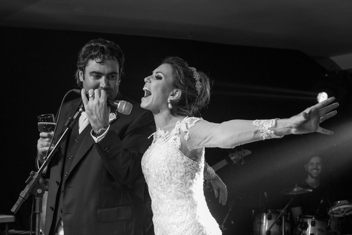 fotografo casamento noiva varginha, vestido noiva fotografo minas gerais, igreja matriz minas gerais, casamento lindo, foto casamento, book casal , álbum de casal, noivo e noiva