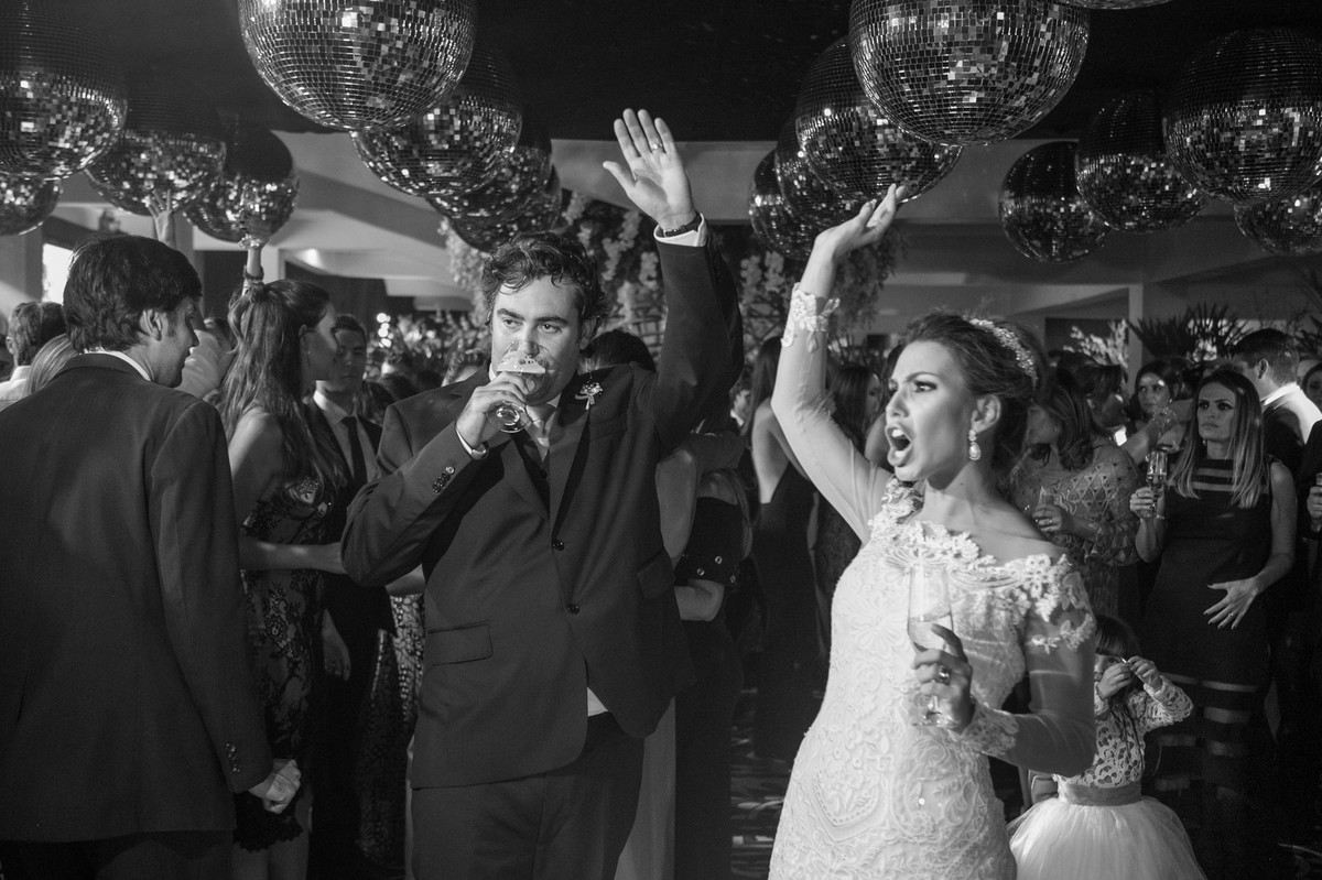 fotografo casamento noiva varginha, vestido noiva fotografo minas gerais, igreja matriz minas gerais, casamento lindo, foto casamento, book casal , álbum de casal, noivo e noiva