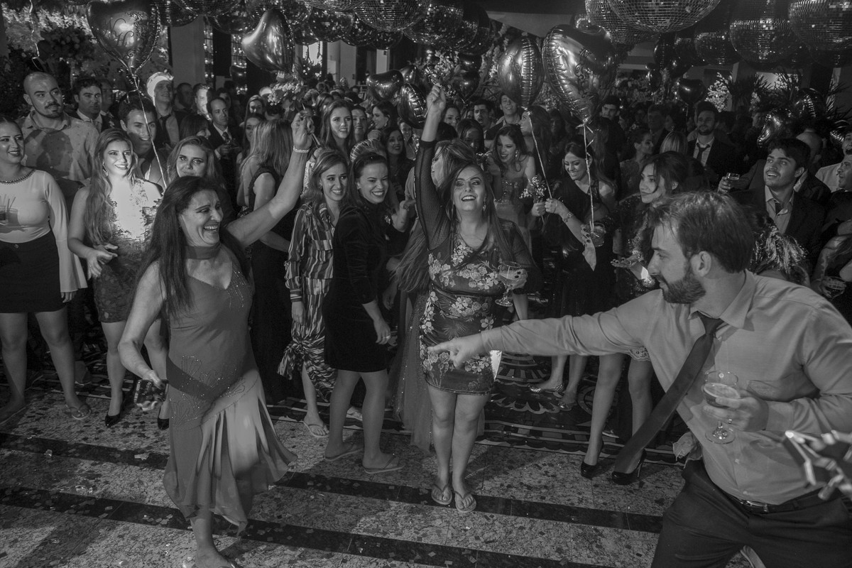 fotografo casamento noiva varginha, vestido noiva fotografo minas gerais, igreja matriz minas gerais, casamento lindo, foto casamento, book casal , álbum de casal, noivo e noiva