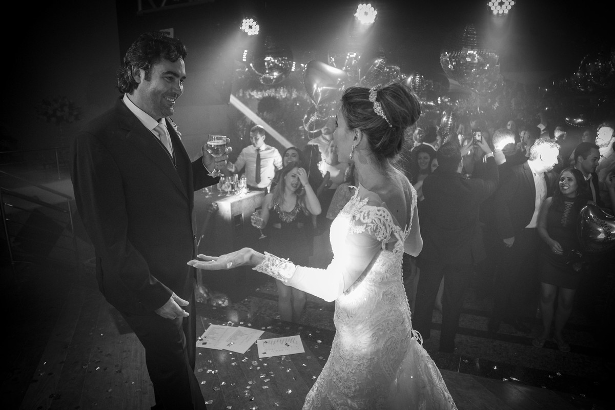 fotografo casamento noiva varginha, vestido noiva fotografo minas gerais, igreja matriz minas gerais, casamento lindo, foto casamento, book casal , álbum de casal, noivo e noiva