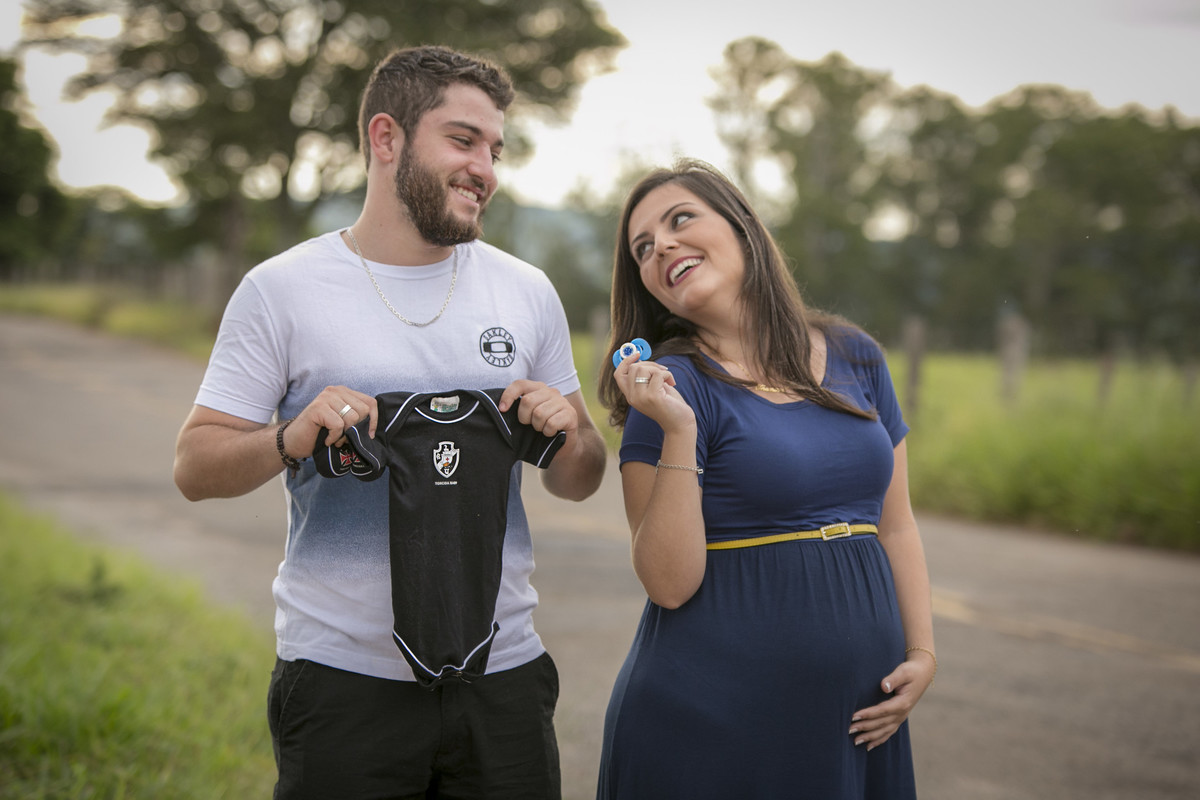 ensaio de gestante, com book de gravida, fotografo de varginha juliano lemes, sessão de fotos externas e estúdio de varginha
