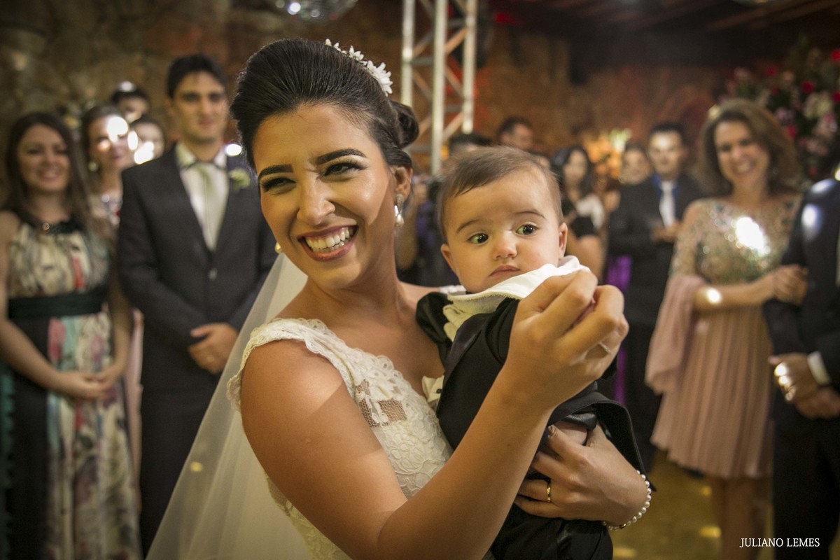 um casamento lindo, na cidade de tiradentes-MG, fotografado por juliano lemes, fotografo de casamento da cidade de varginha-mg, fotografo de casamento, noivas e gestantes em minas gerais, especialista em fotografia de casamento