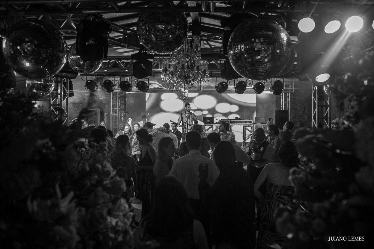 um casamento lindo, na cidade de tiradentes-MG, fotografado por juliano lemes, fotografo de casamento da cidade de varginha-mg, fotografo de casamento, noivas e gestantes em minas gerais, especialista em fotografia de casamento