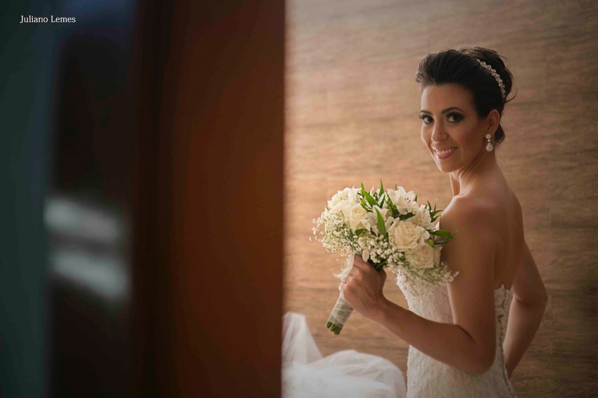 wedding, noivos, fotógrafo de casamento, varginha, Varginha, fotografia para casamento, bouquet, casal de noivos, terno, vestido de noiva, beijo, kiss, amor, love, wedding, bride, married, marriage, casório, matrimonia, juliano lemes fotografia, Lagamar, 